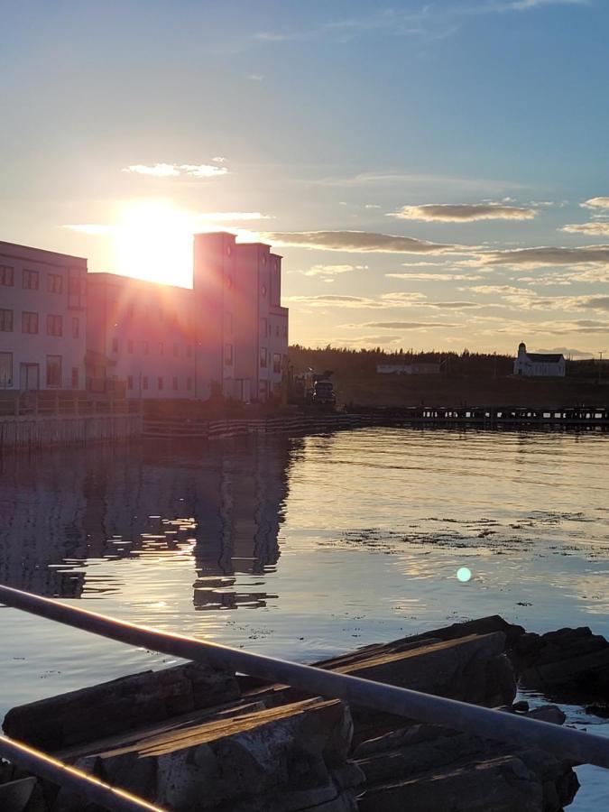 The Harbourside Inn Port Union Eksteriør bilde